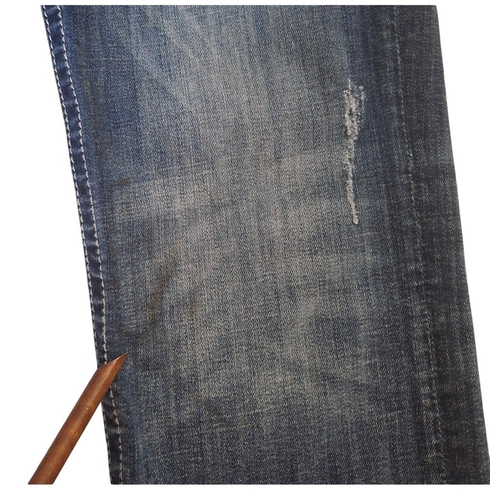 Miss Me Womens Mid Rise Capri Jeans Embroidered Dark Wash MW8161P3 Size 30 - Picture 3 of 11